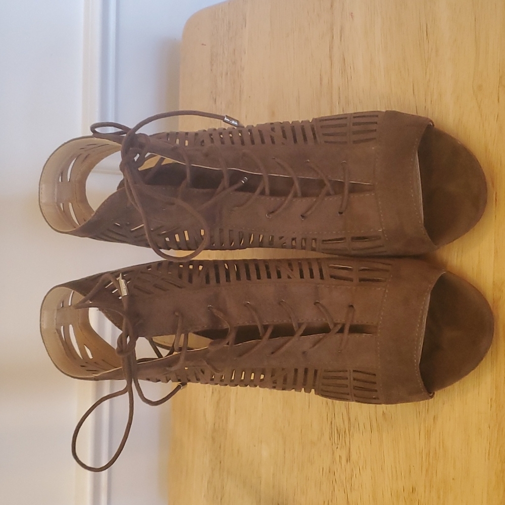 Brown Leather lace up sandal, size 10